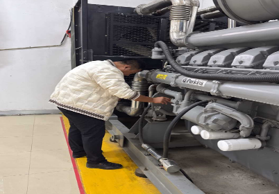 丹东上柴柴油机发电机组维修:保障动力稳定